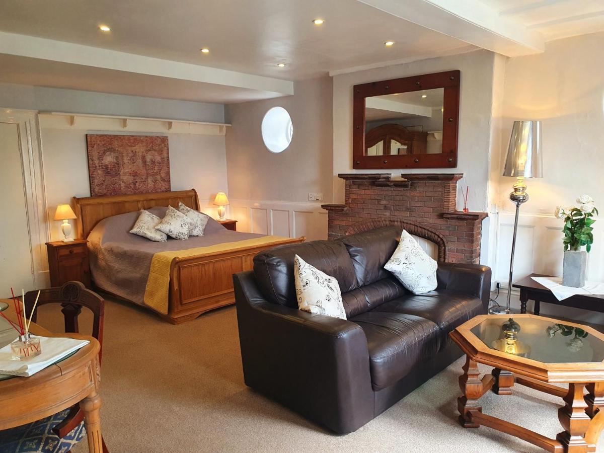 Bed and Breakfast The Priory Scorton  Экстерьер фото
