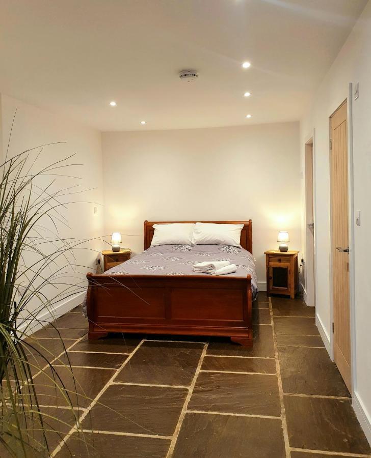 Bed and Breakfast The Priory Scorton  Экстерьер фото